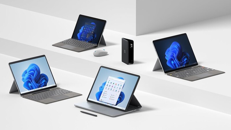 Surface là dòng thiết bị máy tính do Microsoft phát triển, kết hợp giữa laptop, tablet và màn hình cảm ứng. 