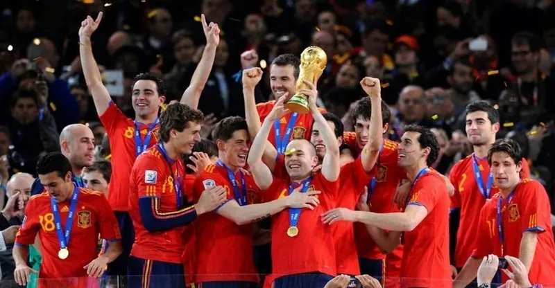 Thế hệ vàng của Tây Ban Nha với Casillas, Xavi, Iniesta, Villa và Ramos đã tạo nên chiến tích lịch sử năm 2010.